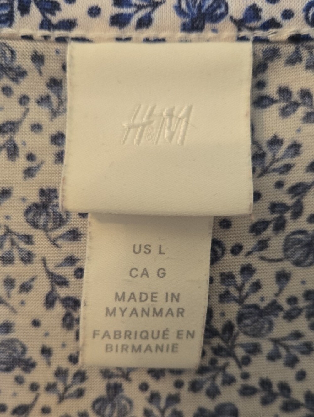 H&M White Blouse with Blue Ditsy Floral Print Size L - Picture 2 of 4